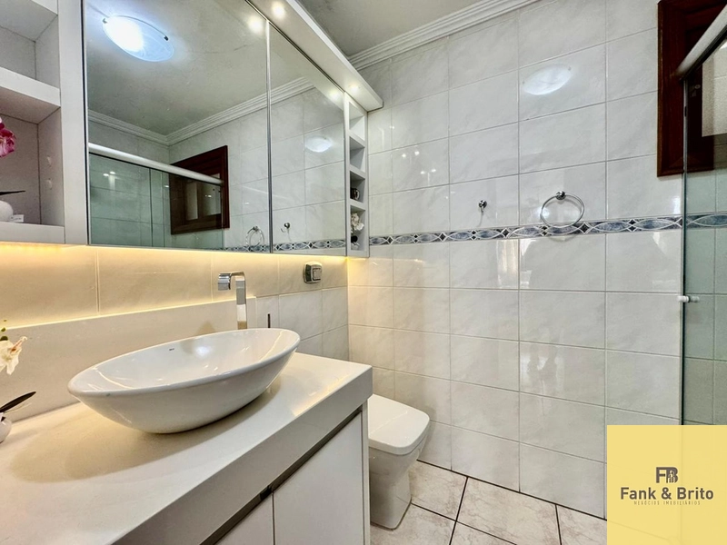 Apartamento amplo com vista para o mar!: 34ª foto da galeria de imagens do imóvel