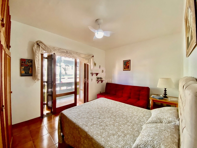 Sacada de frente no coração de Capão da Canoa.: 31ª foto da galeria de imagens do imóvel