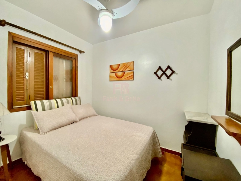 Sacada de frente no coração de Capão da Canoa.: 21ª foto da galeria de imagens do imóvel