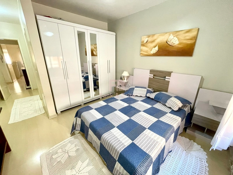 Dois dormitórios a uma quadra do mar: 21ª foto da galeria de imagens do imóvel