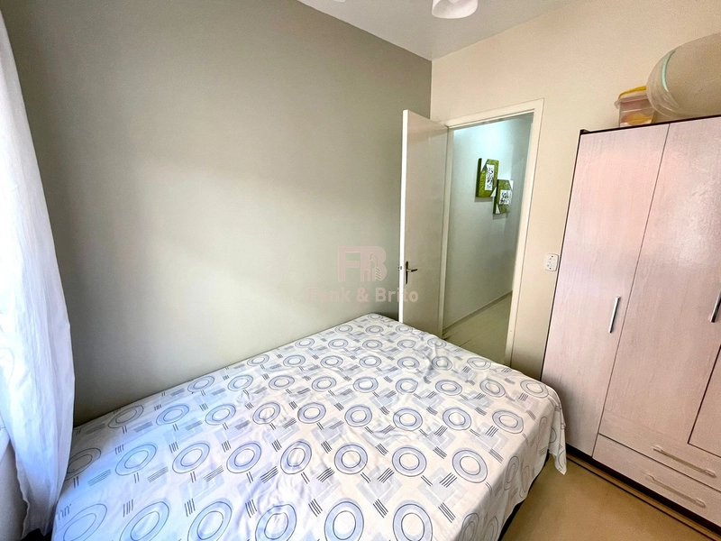 Dois dormitórios a uma quadra do mar: 12ª foto da galeria de imagens do imóvel