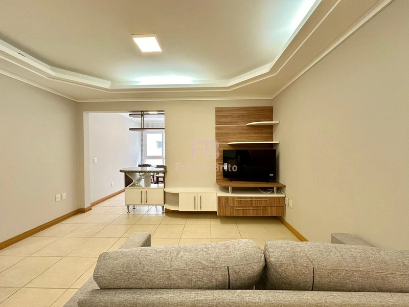 NOVIDADE: 02 DORMITÓRIOS APENAS DUAS QUADRAS DO MAR.: 1ª foto da galeria de imagens do imóvel