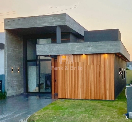 Excelente casa térrea com alto padrão construtivo e  acabamentos: 1ª foto da galeria de imagens do imóvel