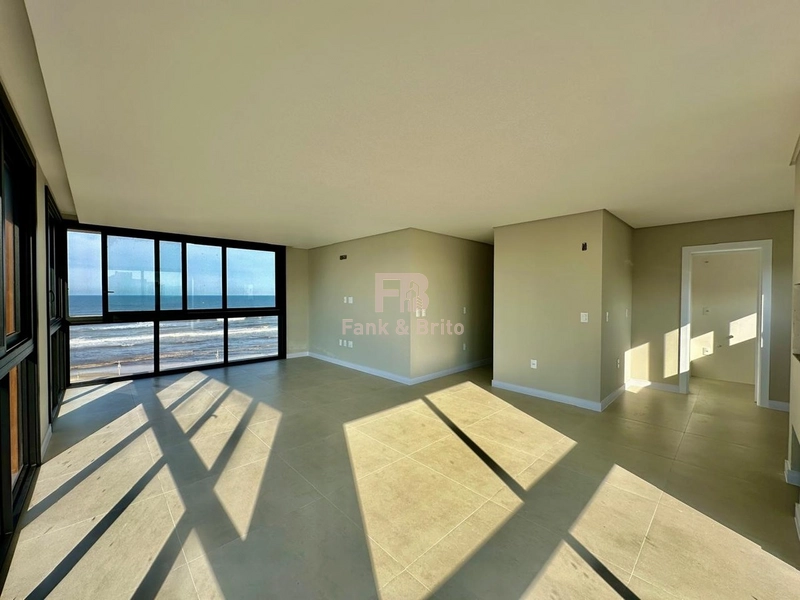 Apartamento 3 suítes com vista liberada para praça e mar!: 4ª foto da galeria de imagens do imóvel