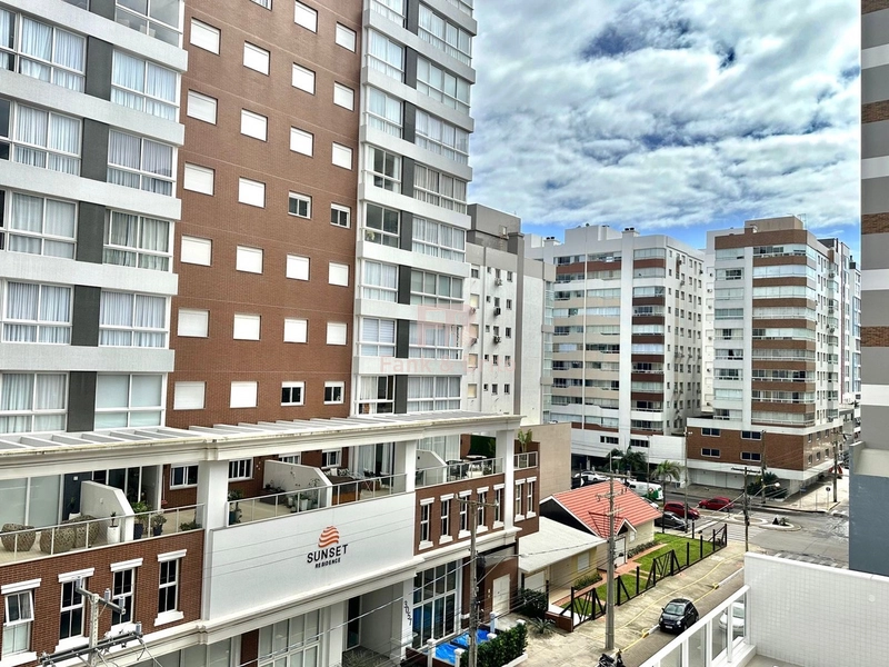 APARTAMENTO DE FRENTE EM BAIRRO NOBRE.: 4ª foto da galeria de imagens do imóvel