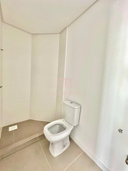 APARTAMENTO DE FRENTE EM BAIRRO NOBRE.: 3ª foto da galeria de imagens do imóvel