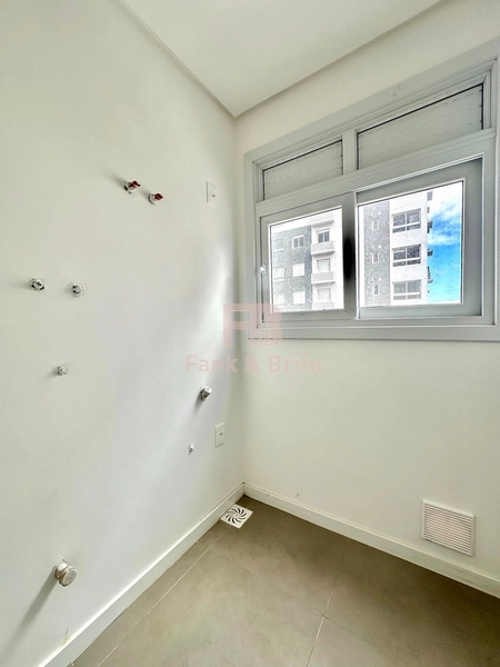 APARTAMENTO DE FRENTE EM BAIRRO NOBRE.: 10ª foto da galeria de imagens do imóvel