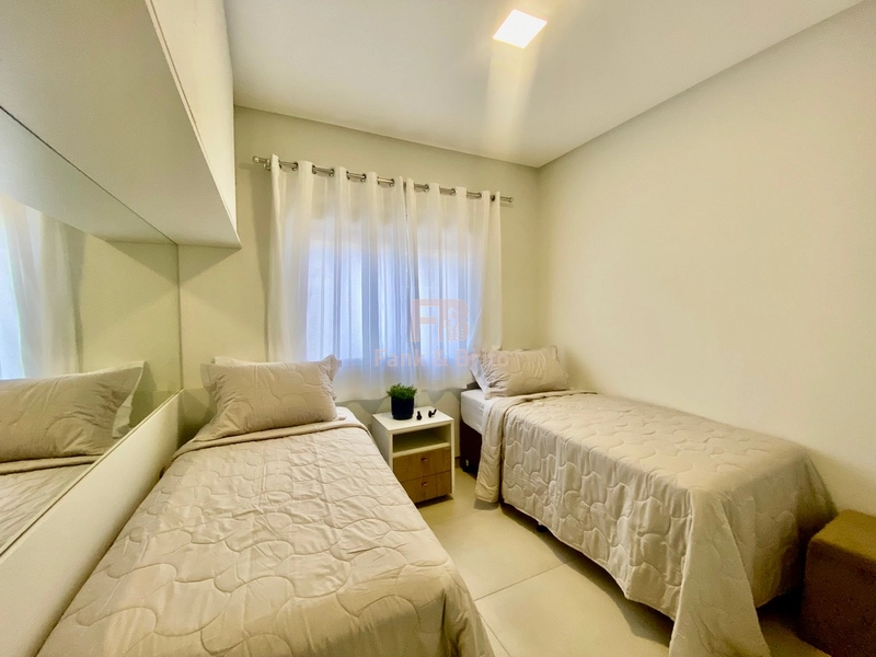 VENDE APARTAMENTO MOBILIADO E DECORADO NO BAIRRO NAVEGANTES EM CAPÃO: 5ª foto da galeria de imagens do imóvel