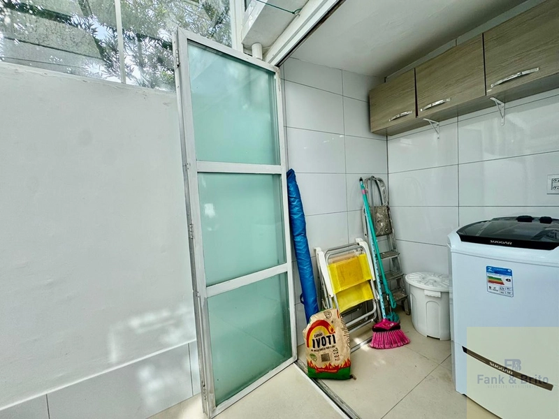 Sobrado a venda em Xangri lá: 14ª foto da galeria de imagens do imóvel