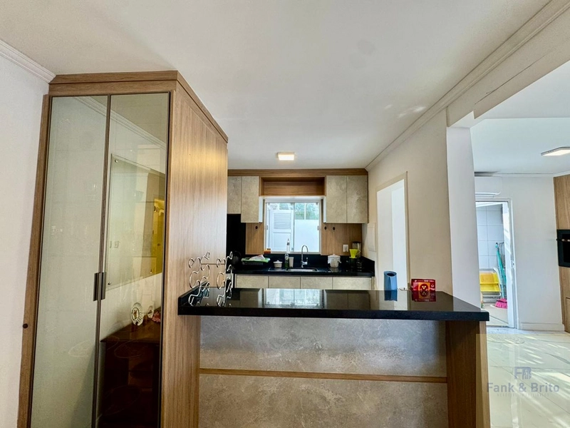 Sobrado a venda em Xangri lá: 6ª foto da galeria de imagens do imóvel