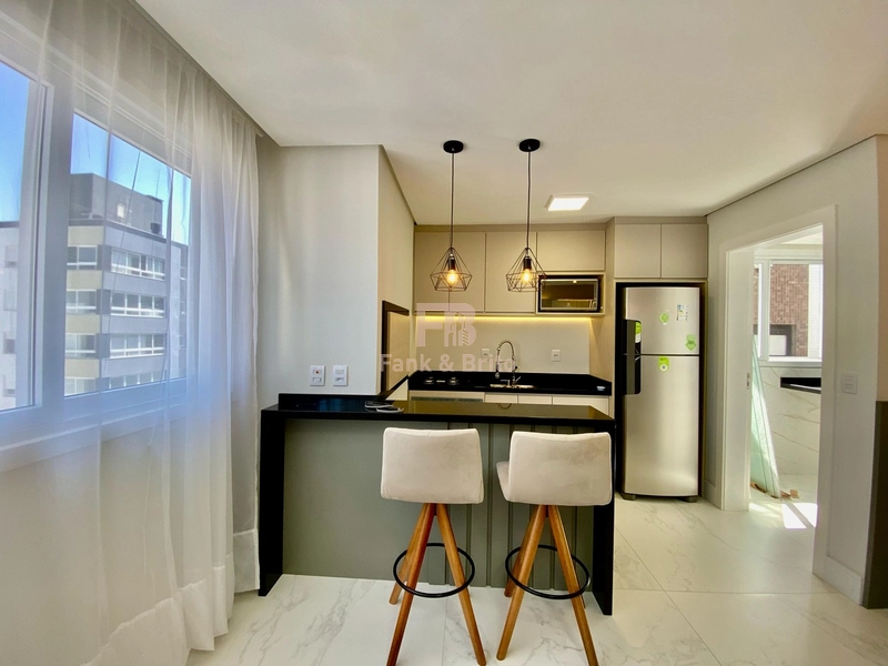 MOBILIADO E DECORADO EM PRÉDIO DE ESQUINA: 6ª foto da galeria de imagens do imóvel