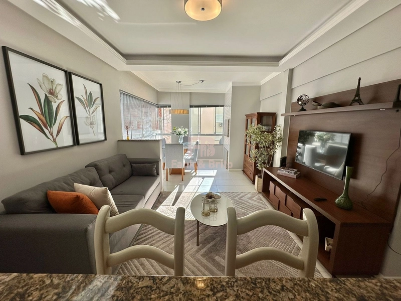 APARTAMENTO A VENDA DE DOIS DORMITÓRIOS: 3ª foto da galeria de imagens do imóvel