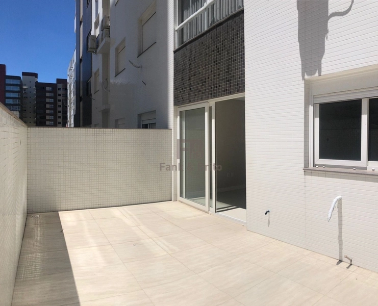 APARTAMENTO DOIS DORMITÓRIOS COM TERRAÇO: 13ª foto da galeria de imagens do imóvel