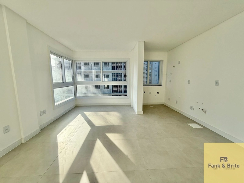 APARTAMENTO NOVO A VENDA, NUNCA HABITADO.: 3ª foto da galeria de imagens do imóvel