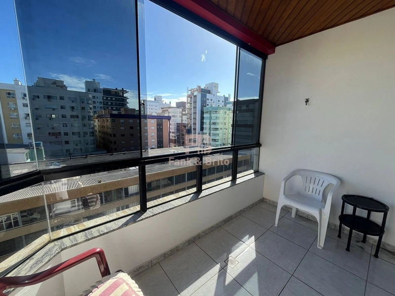APARTAMENTO A POUCOS METROS DO MAR NO BAIRRO ZONA NOVA: 2ª foto da galeria de imagens do imóvel