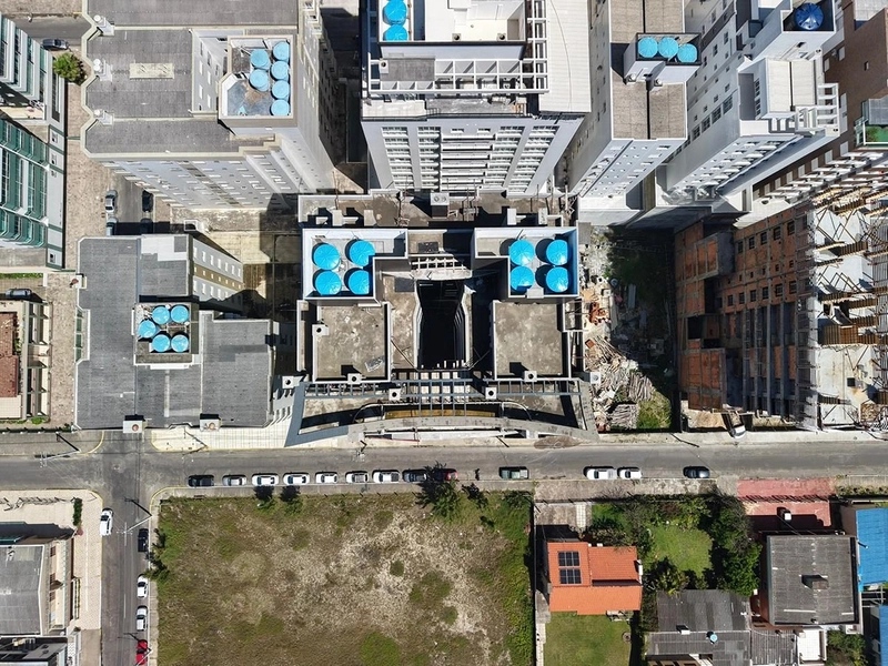 APARTAMENTO À VENDA EM CAPÃO DA CANOA!⁣ DE FRENTE PARA O MAR  ALTO PADRÃO, INFRAESTRUTURA.: 39ª foto da galeria de imagens do imóvel