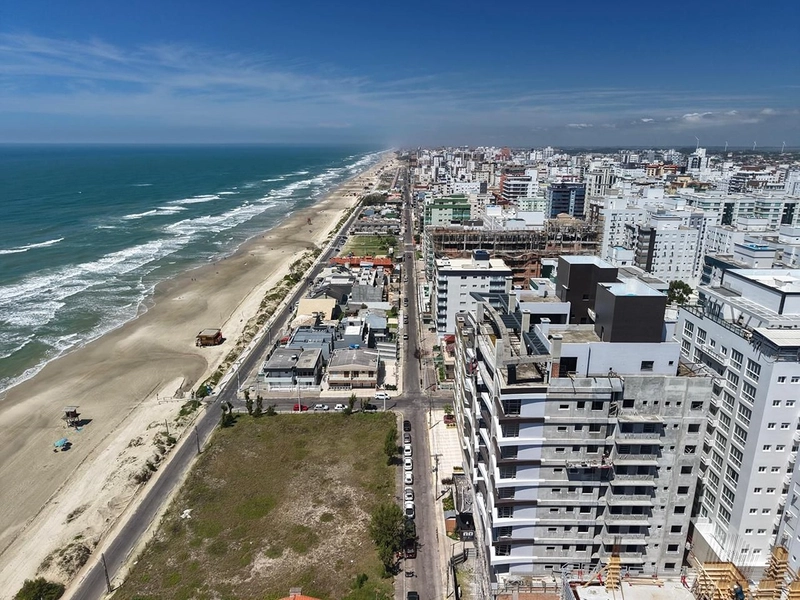 APARTAMENTO À VENDA EM CAPÃO DA CANOA!⁣ DE FRENTE PARA O MAR  ALTO PADRÃO, INFRAESTRUTURA.: 37ª foto da galeria de imagens do imóvel