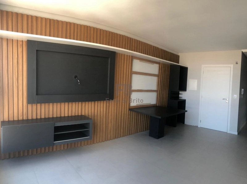 VENDE APARTAMENTO AOS PÉS DA PRAÇA FLÁVIO BOIANOVSKI: 3ª foto da galeria de imagens do imóvel