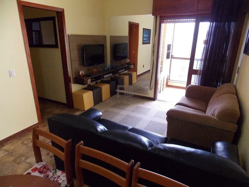 NO CENTRO, NA TERCEIRA QUADRA DO MAR!: 1ª foto da galeria de imagens do imóvel