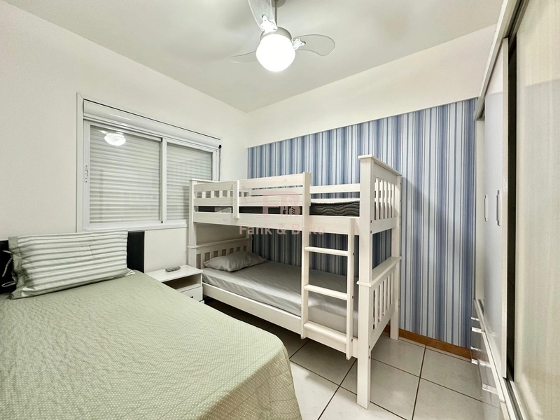 3 QUADRAS DO MAR, JUNTO A PRAÇA, SUPERMERCADOS E FARMÁCIAS!: 14ª foto da galeria de imagens do imóvel