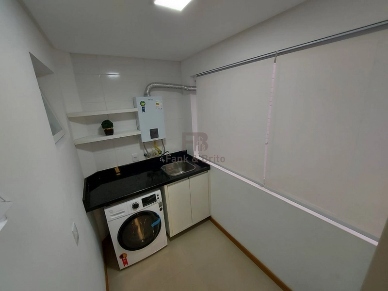 VENDE APARTAMENTO DE FRENTE MOBILIADO POUCOS METROS DO MAR: 7ª foto da galeria de imagens do imóvel