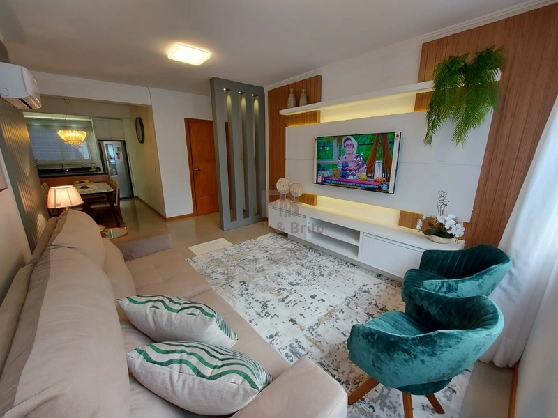 VENDE APARTAMENTO DE FRENTE MOBILIADO POUCOS METROS DO MAR: 13ª foto da galeria de imagens do imóvel