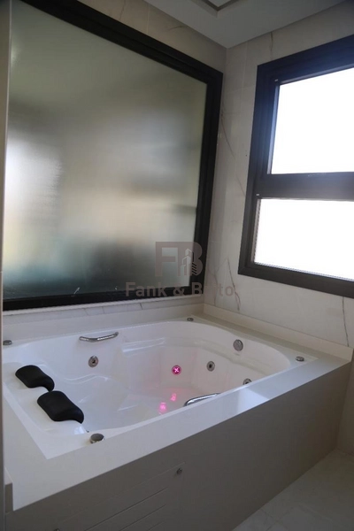 Sobrado beira Lago contemporâneo e luxuoso: 9ª foto da galeria de imagens do imóvel