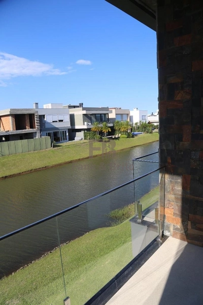 Sobrado beira Lago contemporâneo e luxuoso: 13ª foto da galeria de imagens do imóvel
