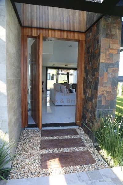 Sobrado beira Lago contemporâneo e luxuoso: 49ª foto da galeria de imagens do imóvel