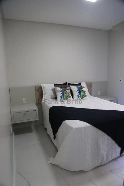 Sobrado beira Lago contemporâneo e luxuoso: 26ª foto da galeria de imagens do imóvel