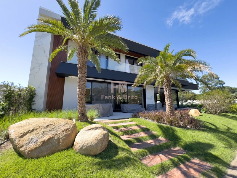 Sobrado moderno: 2ª foto da galeria de imagens do imóvel