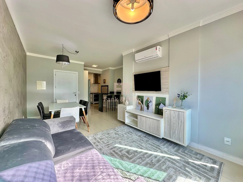 Dois dormitórios de frente para Praça Israelita.: 3ª foto da galeria de imagens do imóvel