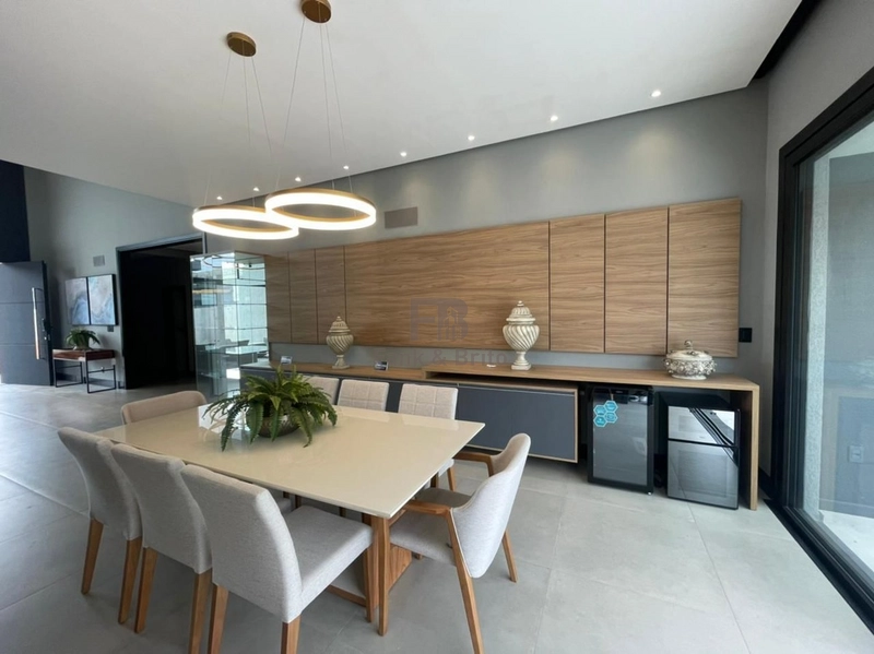 CASA A VENDA NO CONDOMINÍO VELAS DA MARINA: 3ª foto da galeria de imagens do imóvel