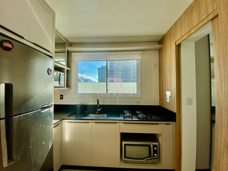 APARTAMENTO MOBILIADO E DECORADO COM TERRAÇO LATERAL: 8ª foto da galeria de imagens do imóvel