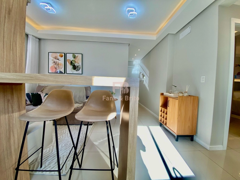 APARTAMENTO MOBILIADO E DECORADO COM TERRAÇO LATERAL: 10ª foto da galeria de imagens do imóvel