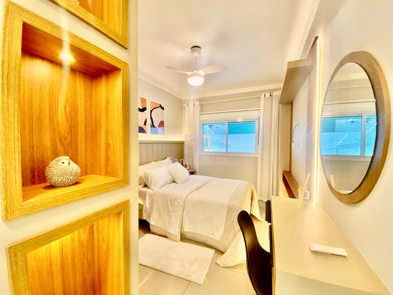 APARTAMENTO MOBILIADO E DECORADO COM TERRAÇO LATERAL: 26ª foto da galeria de imagens do imóvel