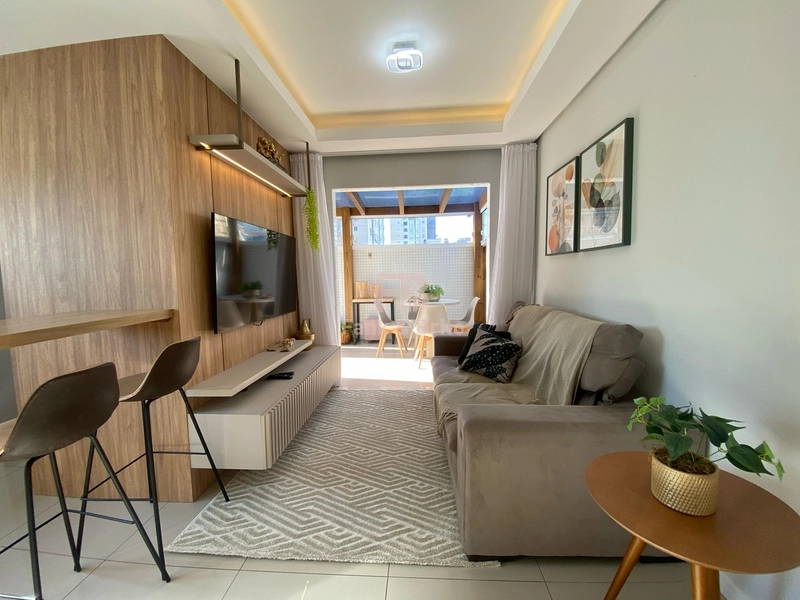APARTAMENTO MOBILIADO E DECORADO COM TERRAÇO LATERAL: 1ª foto da galeria de imagens do imóvel