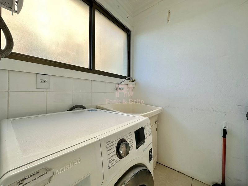 APARTAMENTO À VENDA FRENTE PARA PRAÇA, PÉ NA AREIA.: 20ª foto da galeria de imagens do imóvel