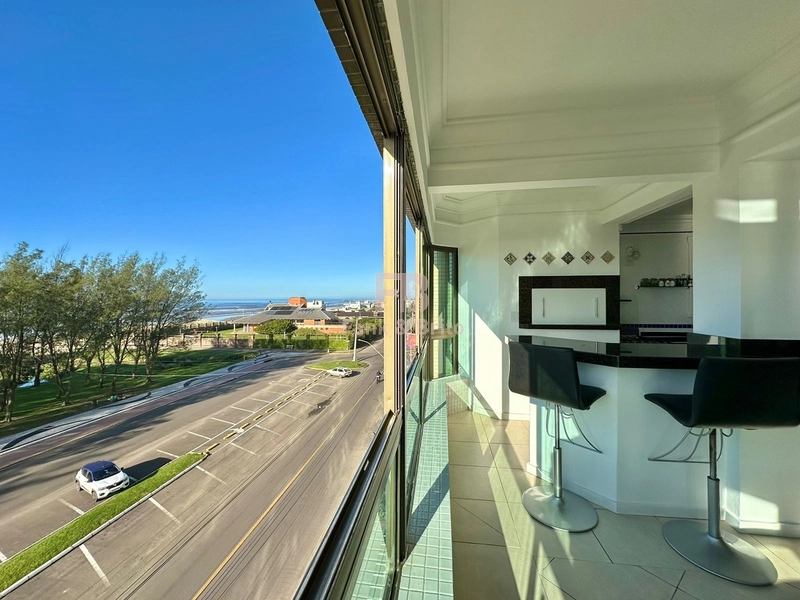 APARTAMENTO À VENDA FRENTE PARA PRAÇA, PÉ NA AREIA.: 8ª foto da galeria de imagens do imóvel