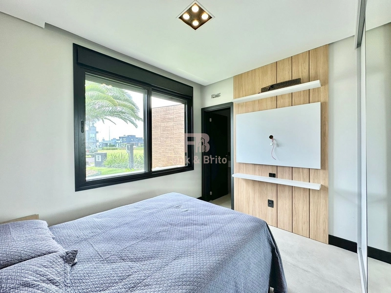 CASA BEIRA LAGO A VENDA EM CONDOMINIO FECHADA: 31ª foto da galeria de imagens do imóvel