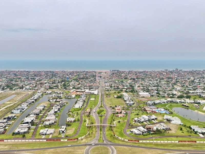 CASA BEIRA LAGO A VENDA EM CONDOMINIO FECHADA: 54ª foto da galeria de imagens do imóvel