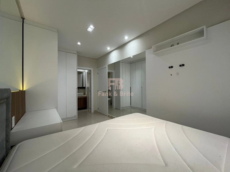 Dois dormitórios prédio com infra.: 3ª foto da galeria de imagens do imóvel