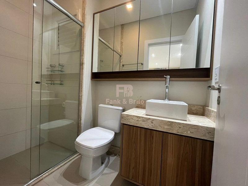 Dois dormitórios prédio com infra.: 2ª foto da galeria de imagens do imóvel