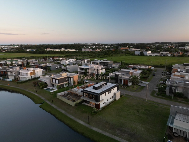 SOBRADO A VENDA NO CONDOMINIO CAPÃO ILHAS: 22ª foto da galeria de imagens do imóvel