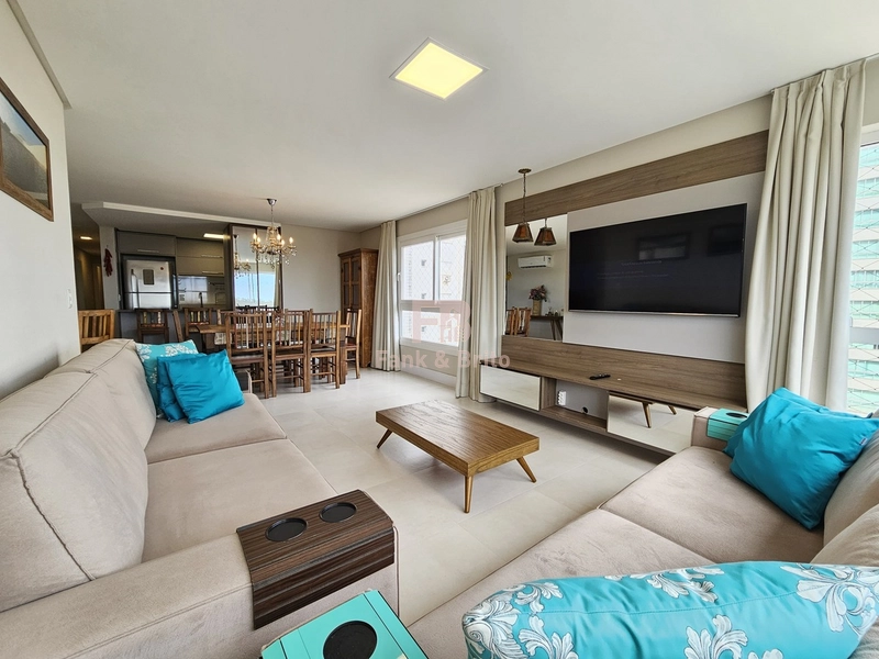 APARTAMENTO COM VISTA DEFINITIVA PARA O MAR COM MELHOR LOCALIZAÇÃO: 4ª foto da galeria de imagens do imóvel