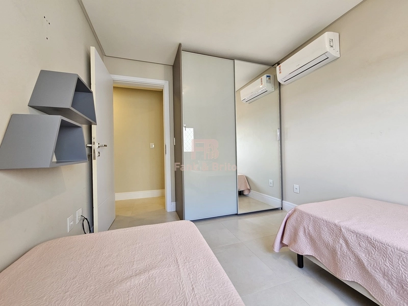 APARTAMENTO COM VISTA DEFINITIVA PARA O MAR COM MELHOR LOCALIZAÇÃO: 19ª foto da galeria de imagens do imóvel