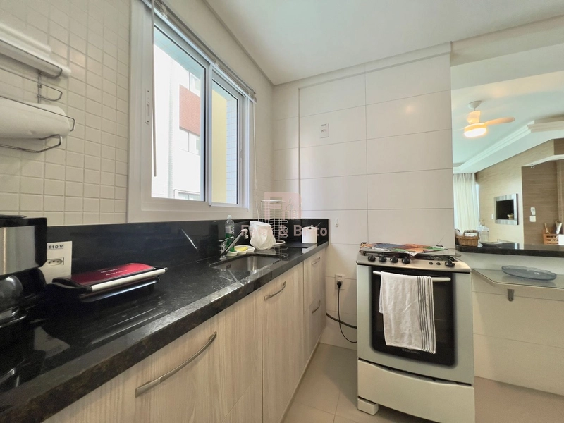 FINO APARTAMENTO, BAIRRO NAVEGANTES, 50 METROS DO MAR.: 11ª foto da galeria de imagens do imóvel