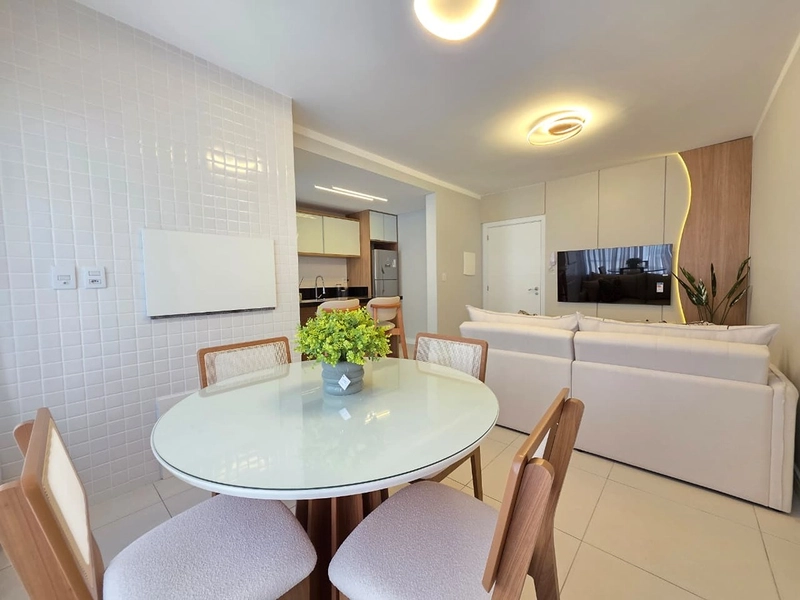 Mobiliado e decorado na Zona Nova.: 10ª foto da galeria de imagens do imóvel