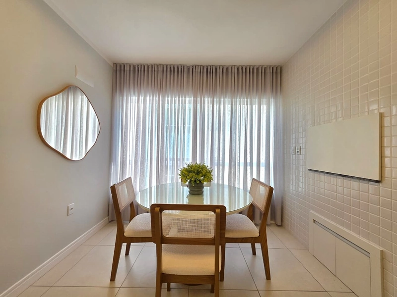 Mobiliado e decorado na Zona Nova.: 8ª foto da galeria de imagens do imóvel