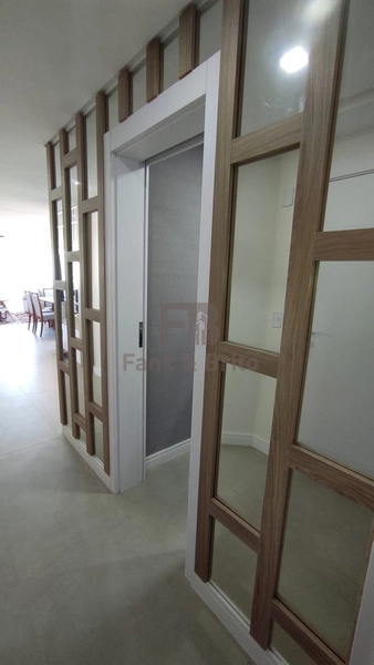 APARTAMENTO 3 DORMITÓRIOS MOBILIADO E DECORADO: 10ª foto da galeria de imagens do imóvel